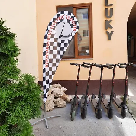 Apartment Luky 12 *