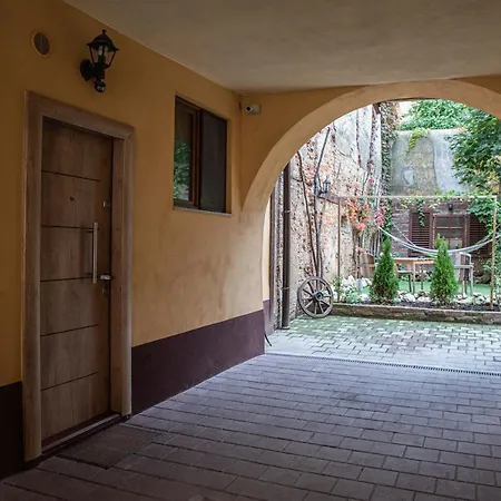 Luky 12 Apartment Brasov